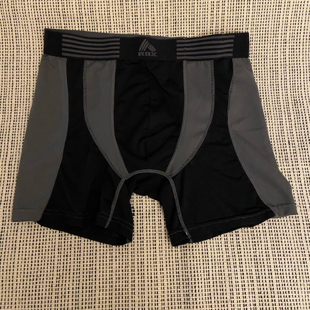 Mens Medium Compression Gym Short